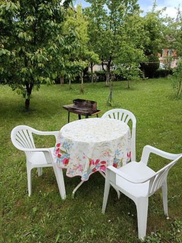 Κήπος έξω από το Urban oasis in Cazin
