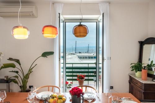 Spacious 3BR Seaview Apt Near Old Town & Beach