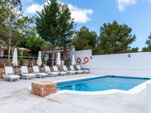 Swimmingpoolen hos eller tæt på Luxury White Castle Ibiza