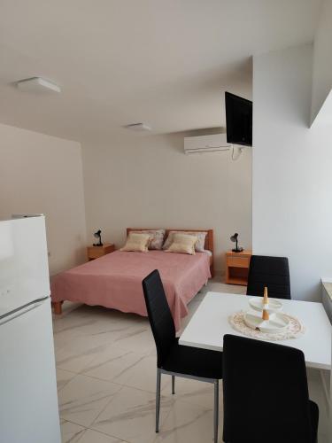 Studio Apartment Klarić