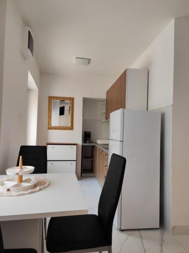 Kuchyň nebo kuchyňský kout v ubytování Studio Apartment Klarić