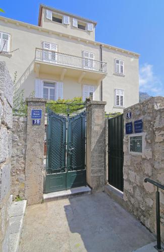 Vicina Summer Apartments