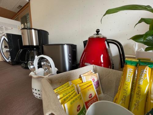 Hanok solsolにあるコーヒーまたはお茶