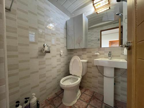 Ένα μπάνιο στο Hanok solsol