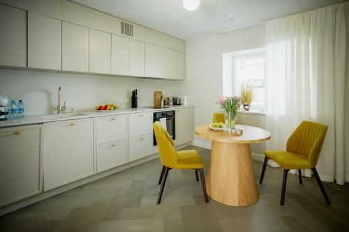 Una cocina o zona de cocina en Güldenstubbe Residences