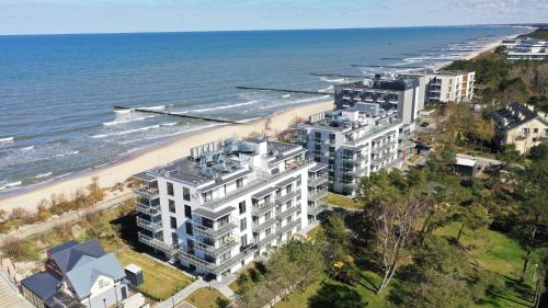 Jantaris, Sun & Snow