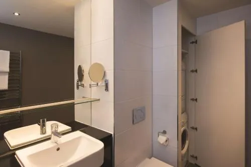 Adina Apartment Hotel Berlin Checkpoint Charlie photo 18