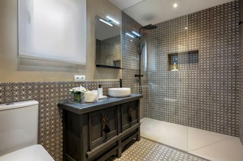 New and Stylish 1 bedroom Apt near Hard Rock RDR310