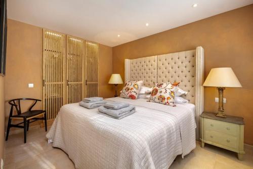 New and Stylish 1 bedroom Apt near Hard Rock RDR310