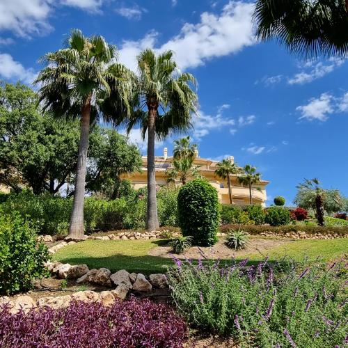 Great View Apartment in Elviria