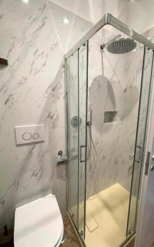 Ένα μπάνιο στο Granoro Gragnano B&B