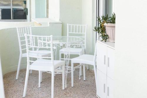 Μπαλκόνι ή βεράντα στο Chris & Mary Comfort Rooms