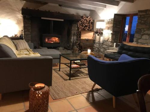 Χώρος καθιστικού στο Maison en pierre dans le Sidobre