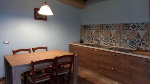 Dapur atau dapur kecil di Agriturismo Botri dei Lumachi