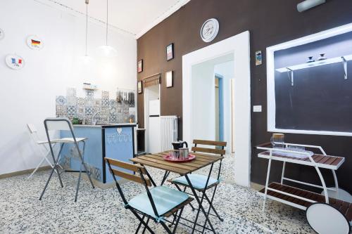 GuestHost - New Start Panoramic Apartment