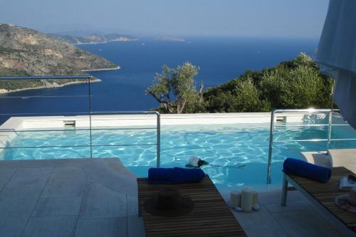 Sunkiss Private Retreat Cottage With Pool