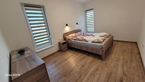 Zea Apartmanház 8646 Balatonfenyves, Présház utca 7. kép - 3