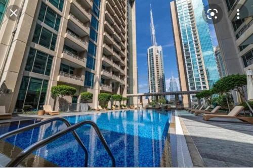 Fotografie z fotogalerie ubytování Bellavista - Ultra Modern - 2BR - Boulevard Central - Burj Khalifa View v Dubaji