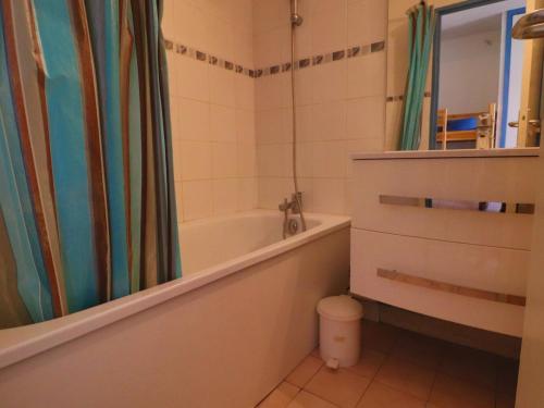 Studio cabine Sète avec terrasse, vue mer et parking - FR-1-472A-284