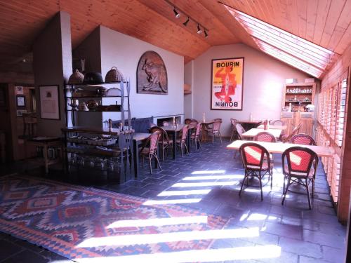 Restoran atau tempat makan lain di Crackenback Farm Guesthouse