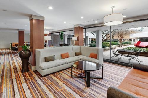 Delta Hotels by Marriott Baltimore North Image