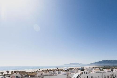 Kite House in town at 100m from the Beach - TWR