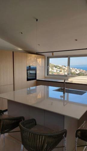 Luxury villa with a swimming pool Mavarstica, Ciovo - 20403