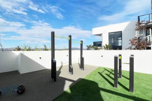 Imagen de la galería de 2BR@Luxury&Stylish Top Floor Apt,Pool,Parking,View, en Harrison