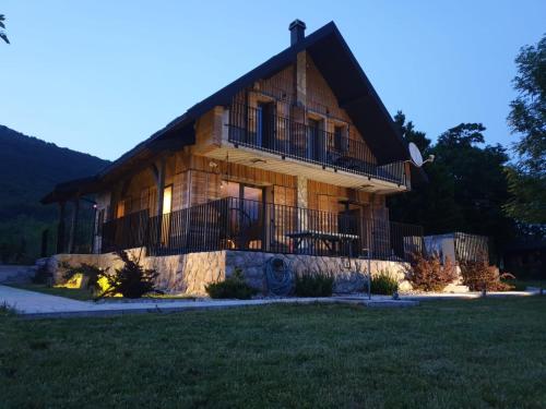 Galeriebild der Unterkunft Family friendly house with a parking space Baske Ostarije, Velebit - 21330 in Brušane