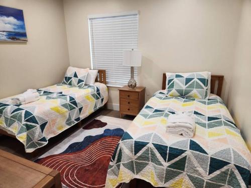 Classy & comfortable condo! photo 6