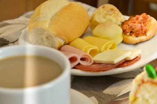 Φαγητό σε αυτό το ξενοδοχείο ή κάπου εκεί κοντά