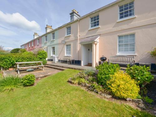 4 Coastguards Cottage – Photos 3