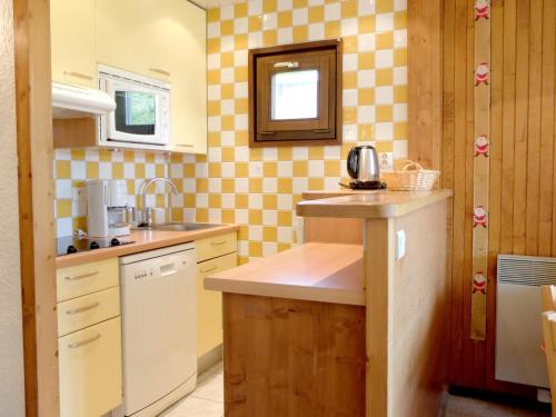 Köök või kööginurk majutusasutuses Appartement Tignes, 2 pièces, 5 personnes - FR-1-502-513
