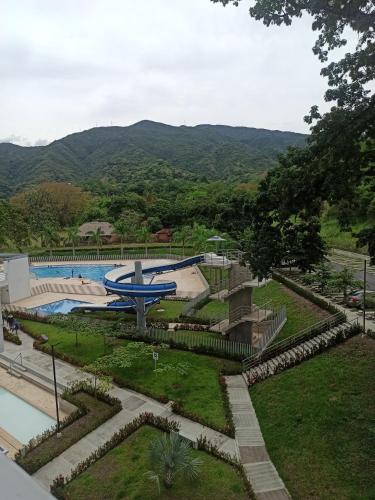 Vista sulla piscina di Citadela Disole Paraíso o su una piscina nei dintorni