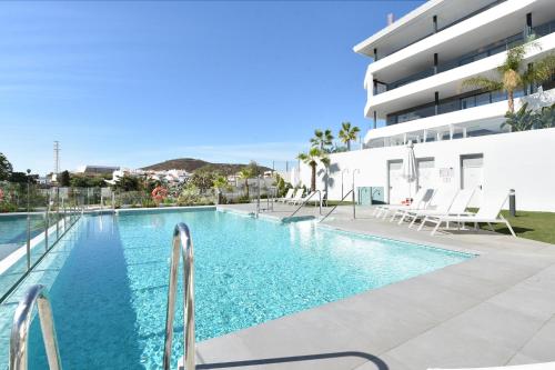 The View 3 1A