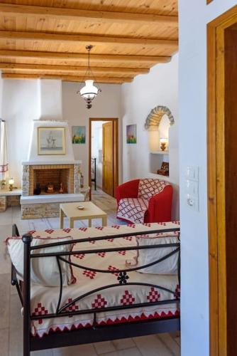 Φωτογραφία από το άλμπουμ του Petrino House στον Απέραθο