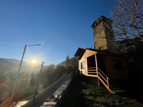 El edificio en el que está el lodge