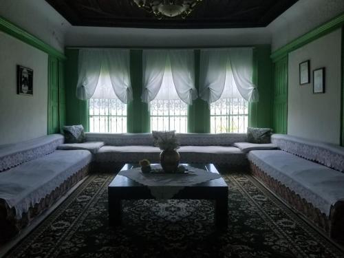 Fotografie z fotogalerie ubytování Braja House v destinaci Gjirokastër