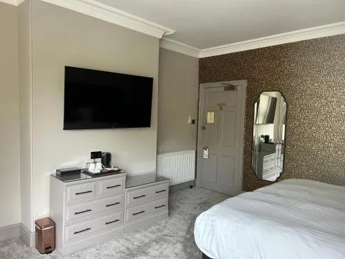 Ashbourne House photo 38