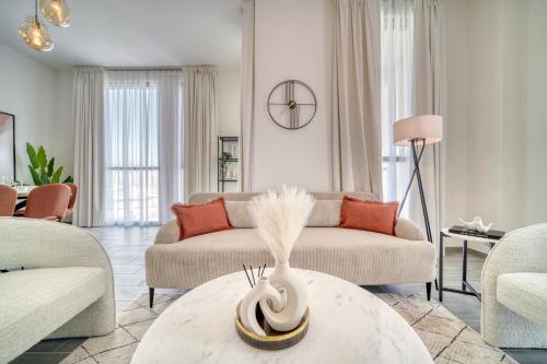 Alluring 2BR with Assistant Room at Mesk 1 Midtown Dubai Production City by Deluxe Holiday Homes