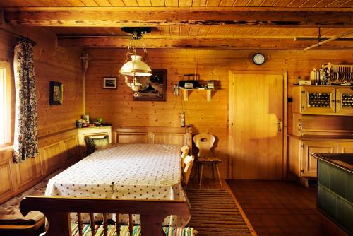 Postel nebo postele na pokoji v ubytování Jörgenbauerhütte