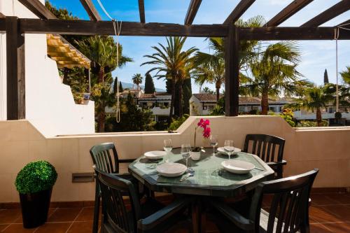 Vacation home in the best location, with terrace and pool in Marbella Center