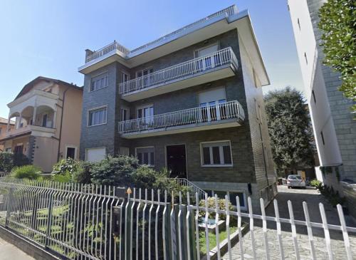 R39 Elegant Apartment with Private Parking photo 7