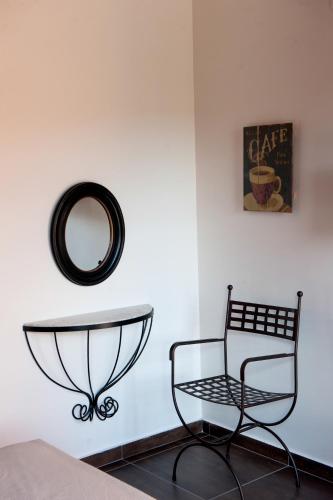 Χώρος καθιστικού στο Polys Guest House 