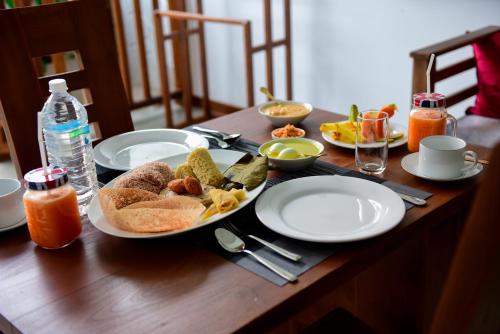 Comida en o cerca de este hostal o pensión