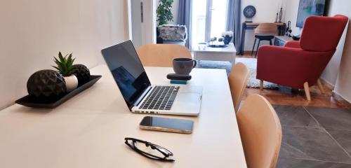 Cozy & modern apartment near Panathenaic Stadium