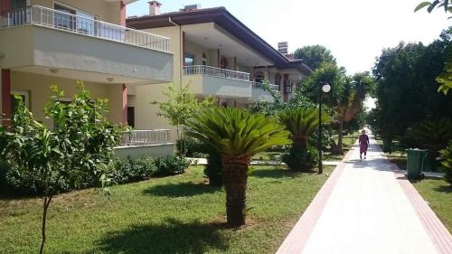 Galeriebild der Unterkunft Sırma Family Apart Hotel in Side