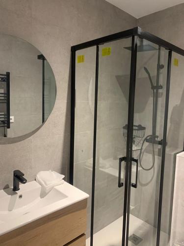 Ana Bernal by HDC Apartments