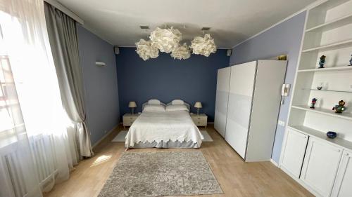 Letto o letti in una camera di CENTRAL LOFT