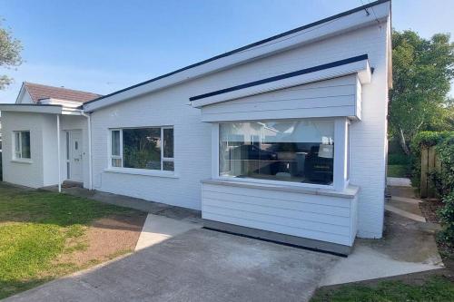 Το κτήριο όπου στεγάζεται  η παραθεριστική κατοικία